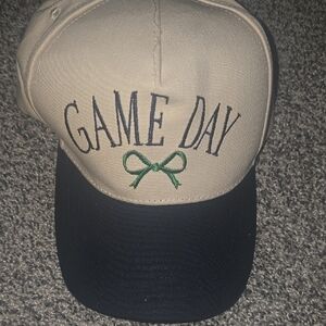 Game Day Embroidered Baseball Cap - Beige & Black